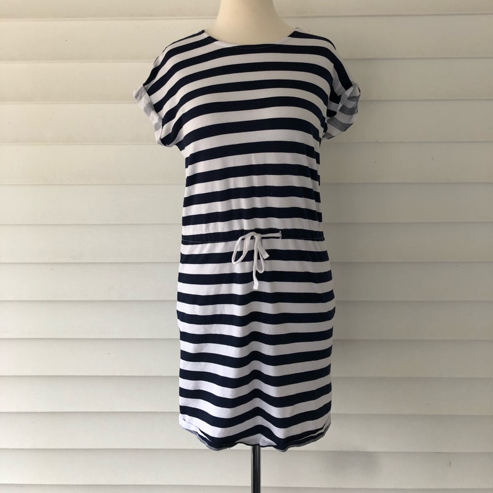 H&M navy stripe